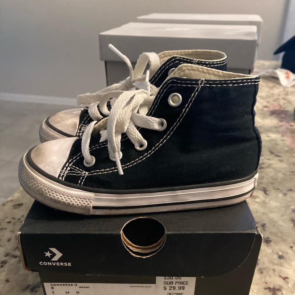 Converse black high top toddler 7C (USED)
